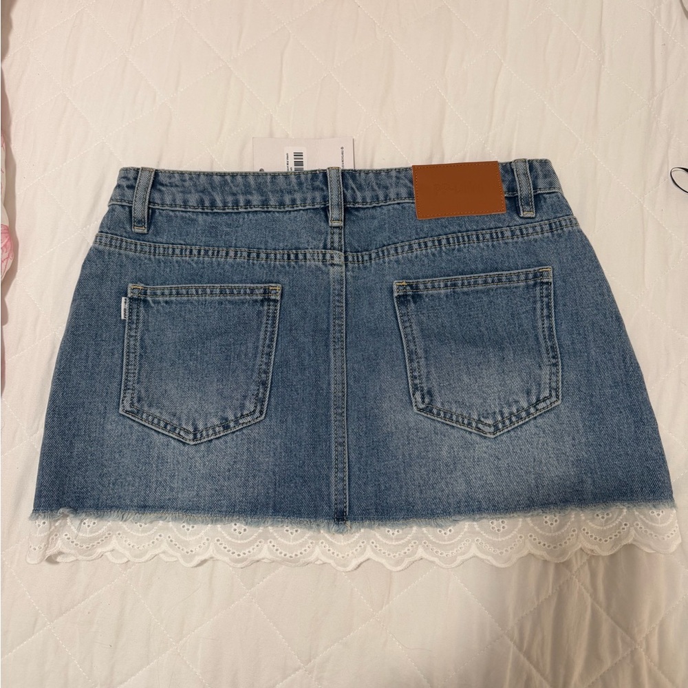 Princess Polly Blue Denim Mini Skirt with White Lace Trim - Picture 4 of 5